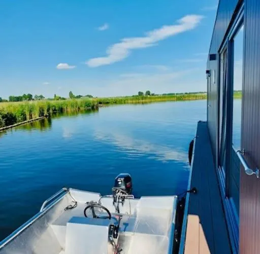 Surla Houseboat Walvis Kagerplassen Botel Buitenkaag